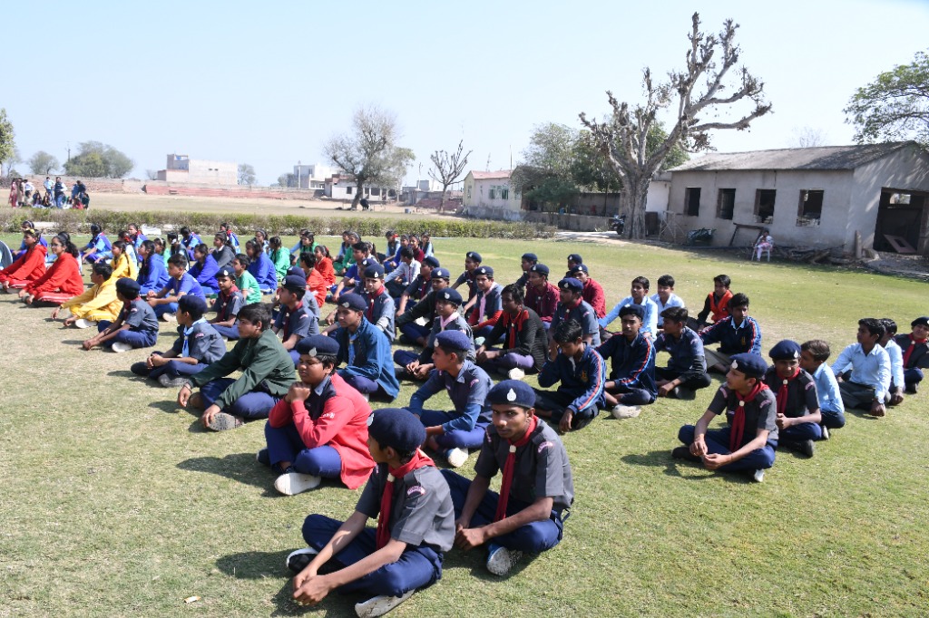 Outdoor Mass Assembly Lawn